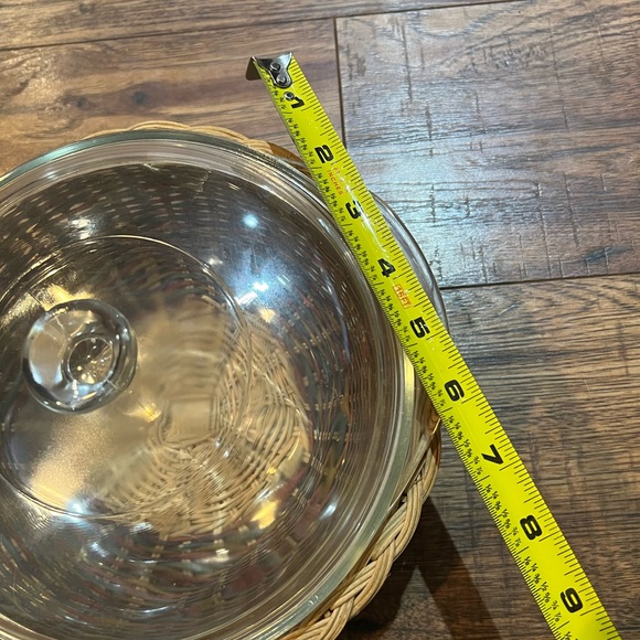 Vintage Casserole Dish - Picture 10 of 10